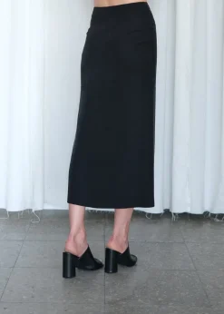 Anja Skirt Black<August Hot