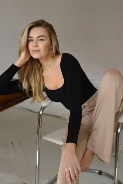 Bamboo Wide Neck Black<Saint Body Clearance