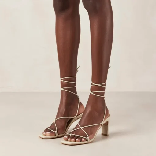 Bellini Leather Sandals Cream White<ALOHAS Online