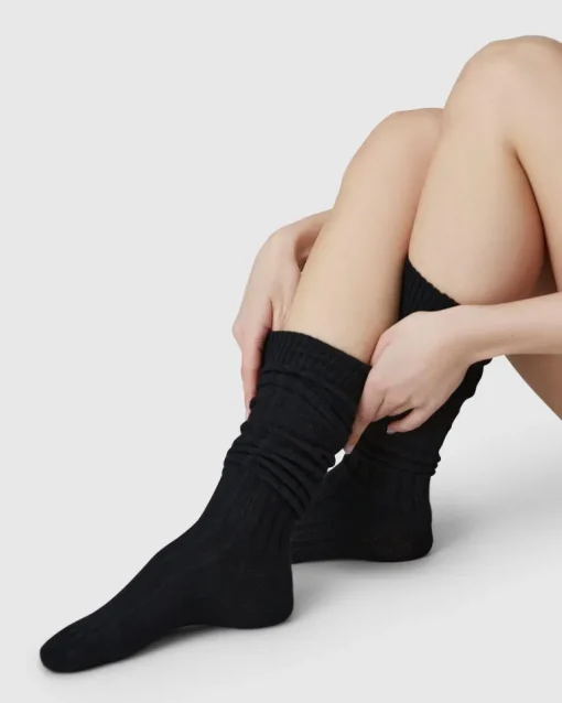 Bodil Chunky Knee-High Wool Socks Black<Swedish Stockings Shop