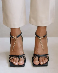 Cactus Chain Strap Heels Black<ALOHAS Shop