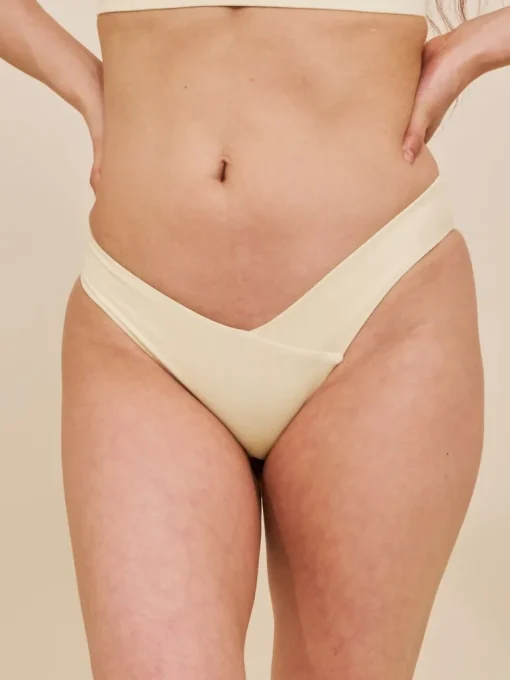 Canggu V-shape Bikini Bottom Mellow Yellow<Copenhagen Cartel Best