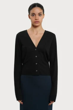 Cica Neuletakki Musta<RESIDUS Shop