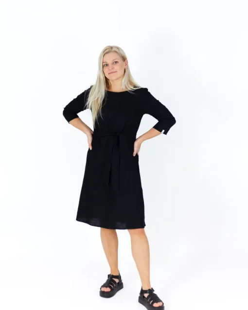 Classic Pellavamekko Musta<Nakoa Shop