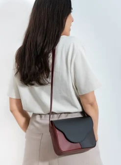 Crossbody Laukku Billie Musta Cognac<ZAMT New