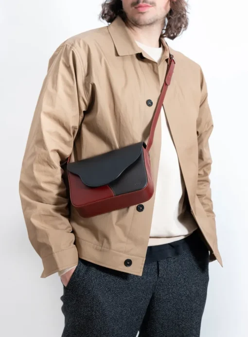 Crossbody Laukku Billie Musta Cognac<ZAMT New