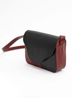 Crossbody Laukku Billie Musta Cognac<ZAMT New
