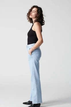 Dew Flared Soft Jeans French Pocket Light Blue<Dawn Denim Discount