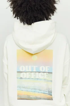 Donelly Huppari<Mazine Outlet