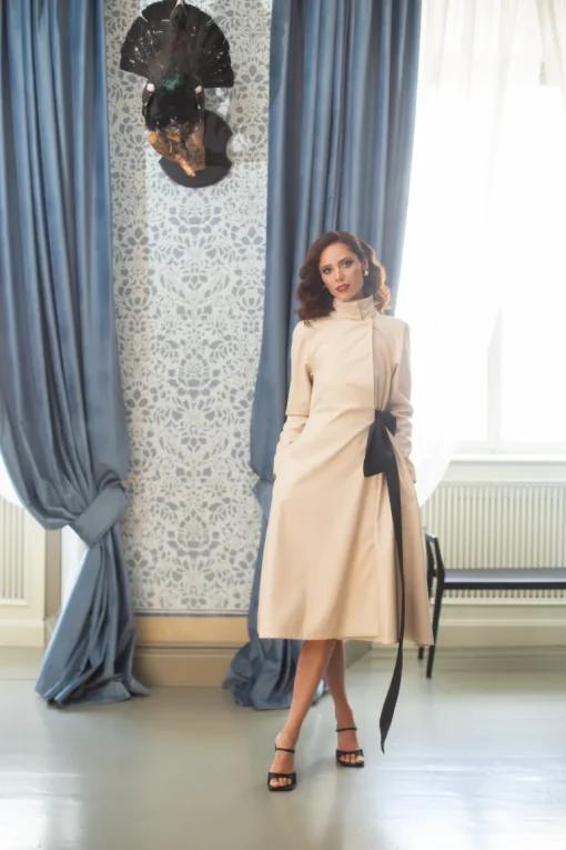 Double Breasted Coat with Trapeze Cut with a Bow<RainSisters Cheap