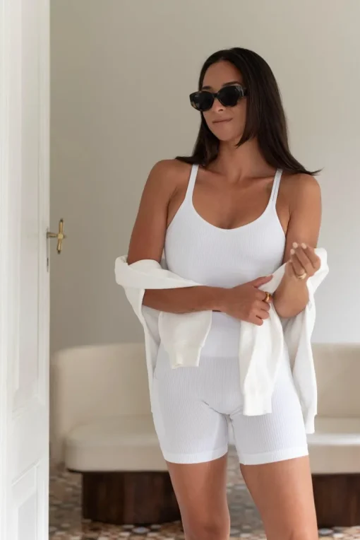 Earth Sports Bra White<Believe Athletics Clearance