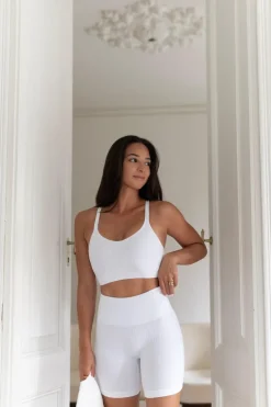 Earth Sports Bra White<Believe Athletics Clearance