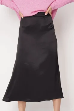 Feme Satin Skirt Black<ANGELL Clearance