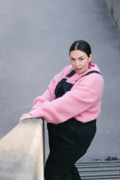 Gia Korvakorut Hot Pink<KAIKO Store