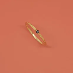 Hammered Sormus Mustalla Kivellä<fejn jewelry Flash Sale