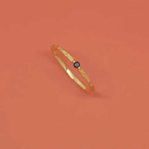 Hammered Sormus Mustalla Kivellä<fejn jewelry Flash Sale