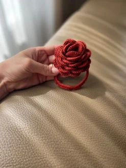 Hand-Crocheted Merino Wool Flower Scrunchie Rust<Monala Shop