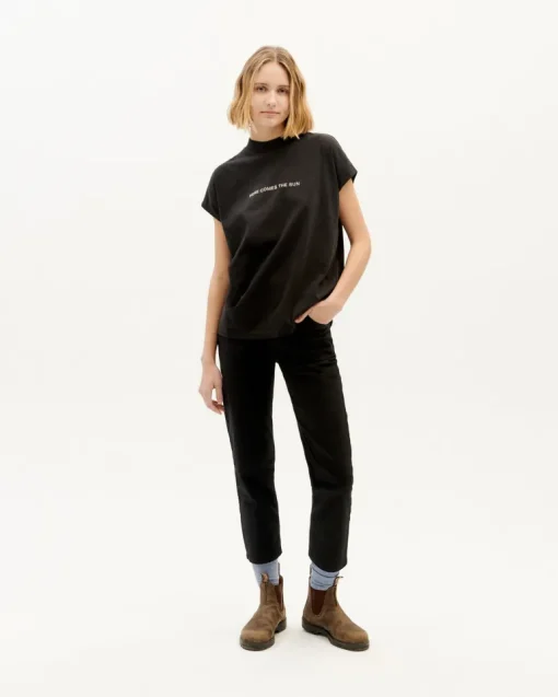 Here Comes The Sun T-Shirt Black<Thinking MU Flash Sale