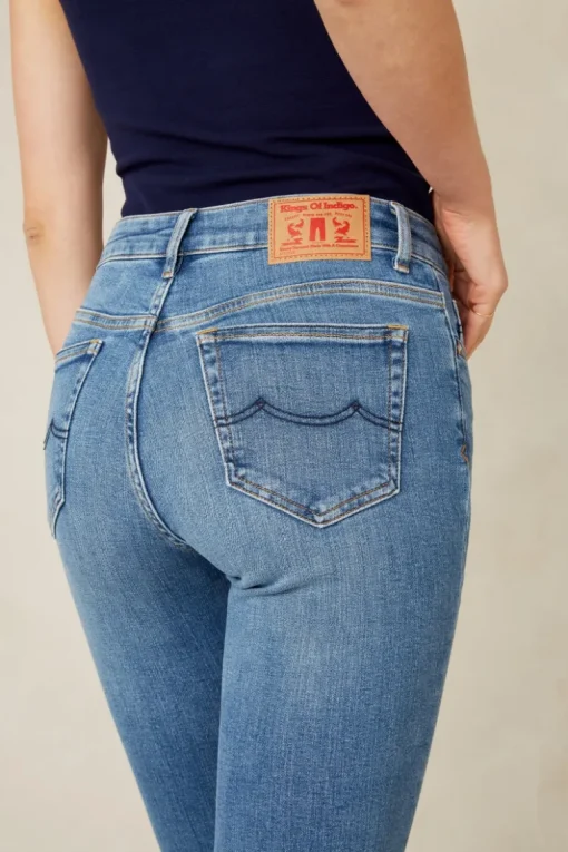 Juno Medium Farkut Vaalea Denim<Kings Of Indigo Best