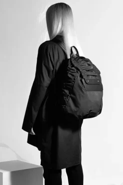 Kaj Backpack Black<LUMI Outlet