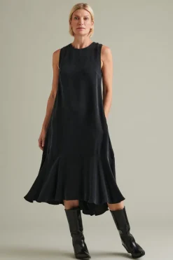 Kalvi Mekko Musta<niinmun Discount