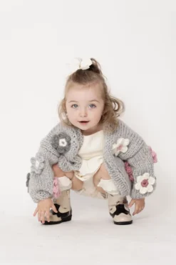 Kids' Petit Handmade Flower Sweater Grey<ANGELL New