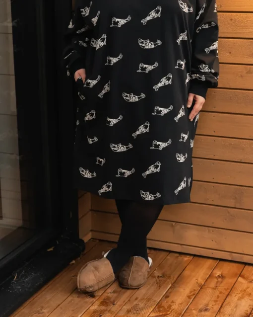Älä Hyljeksi Hupparimekko Musta<Toive Fashion