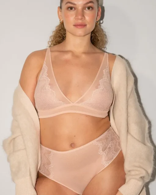 Lace Highwaist Briefs Nude<UNDERSTATEMENT Shop