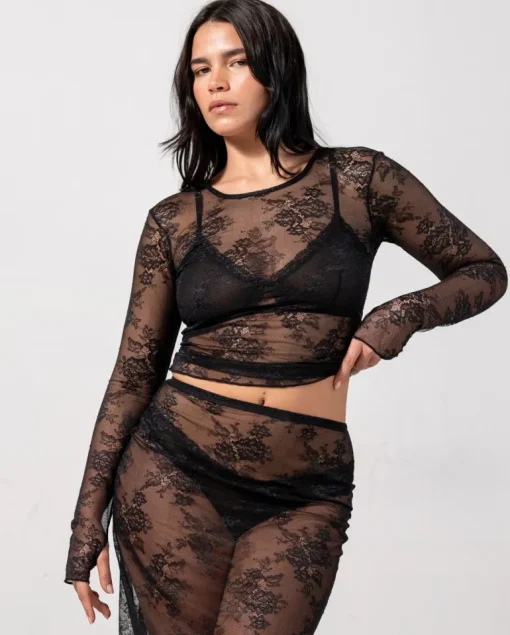 Lace Longsleeve Tee Black<UNDERSTATEMENT New