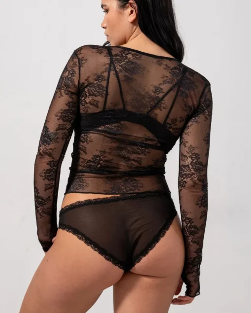 Lace Longsleeve Tee Black<UNDERSTATEMENT New