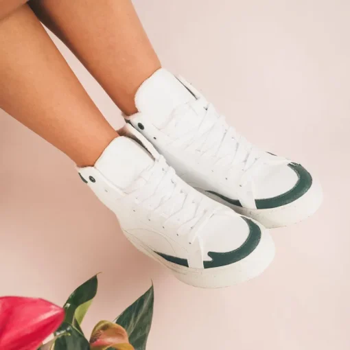 London Sneakers Green<NAE Vegan Shoes Fashion