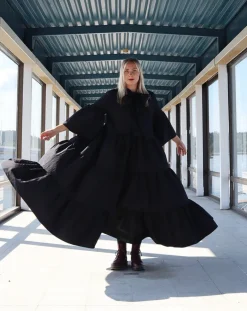 Lush Iltapuku Rusettikauluksella Musta<Miia Halmesmaa Fashion