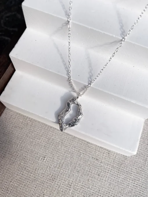 Maya Oval Pendant Kaulakoru Hopea<Marie Beatrice Gade Hot
