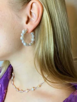 Mingle Helmi Korvarenkaat<NAKU Jewellery Online