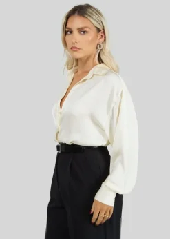 Moonlight Satin Shirt Beige<GUAJA. Hot
