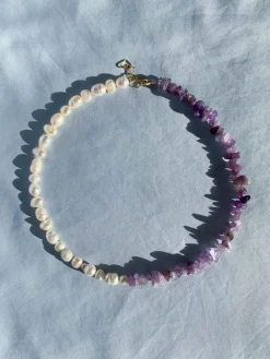 Orchid Helmikaulakoru<NAKU Jewellery Online