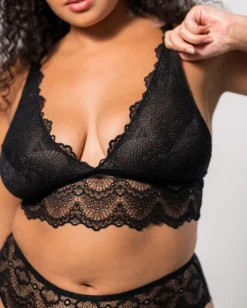 Pitsinen Plunge Bralette Toppi Saboteur Musta<UNDERSTATEMENT Hot