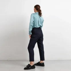 Pleated Wool Trouser Cropped in Navy<Studio Heijne Best Sale