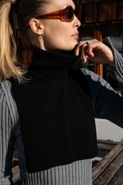 Punto Merino Neck Warmer Black<Salanida Cheap