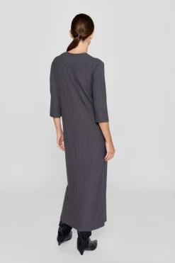Base Dress Onyx<RESIDUS Best