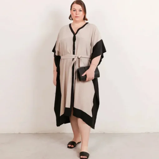 Riviera Silkki Kaftaanimekko Beige ja Musta<Studio Heijne Online