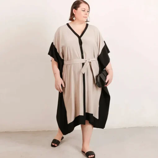 Riviera Silkki Kaftaanimekko Beige ja Musta<Studio Heijne Online