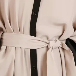 Riviera Silkki Kaftaanimekko Beige ja Musta<Studio Heijne Online