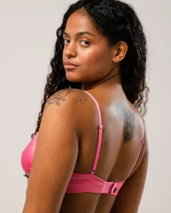 Satiini-Pitsi Bralette Bubblegum Pinkki<UNDERSTATEMENT Sale