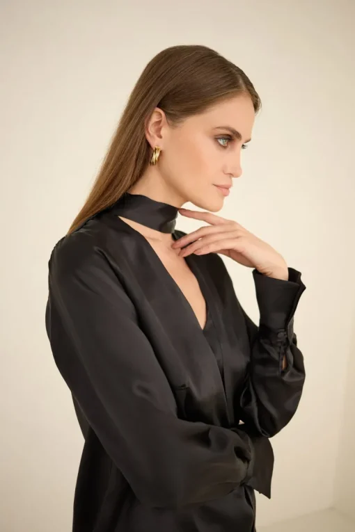 Silk Blouse With a Sash Black<Enteliér New