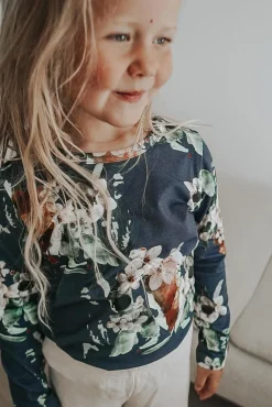 Sininen kukka t-paita LS<KAIKO Store