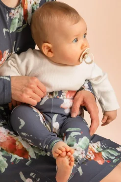Sininen kukkien säärystimet<KAIKO Hot