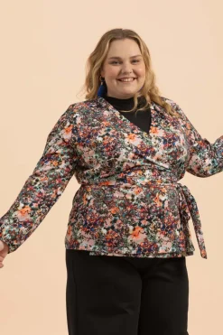 Soft Wrap Blouse Blooming Forest<KAIKO Hot