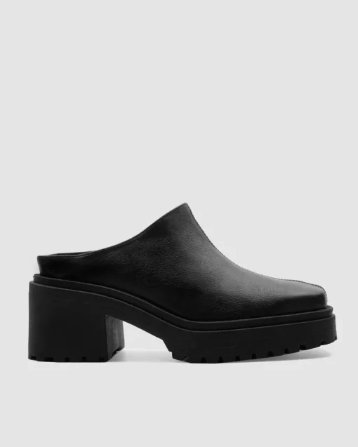 Squared Mule Grape Leather Black<BOHEMA Cheap