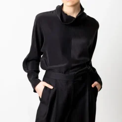 Revolution Silk Cowl Neck Top - silkkinen kauluspaita Musta<Studio Heijne Online